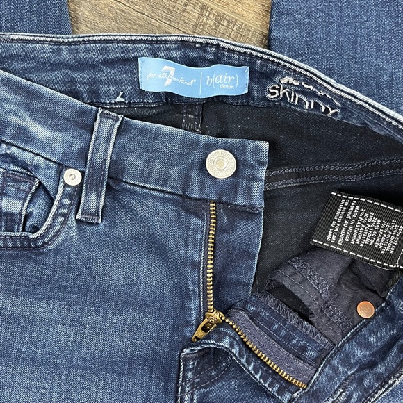 7 For All Mankind Ankle Skinny Jeans Pants Denim ((size 24)) - Picture 6 of 8